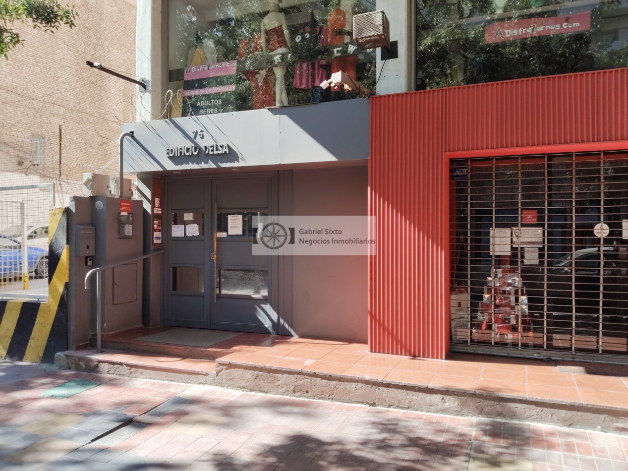 VENTA DEPTO CENTRICO Calle Rivadavia 76 a mts de 9 de Julio y Av San Martin (ubicacion excelente) 