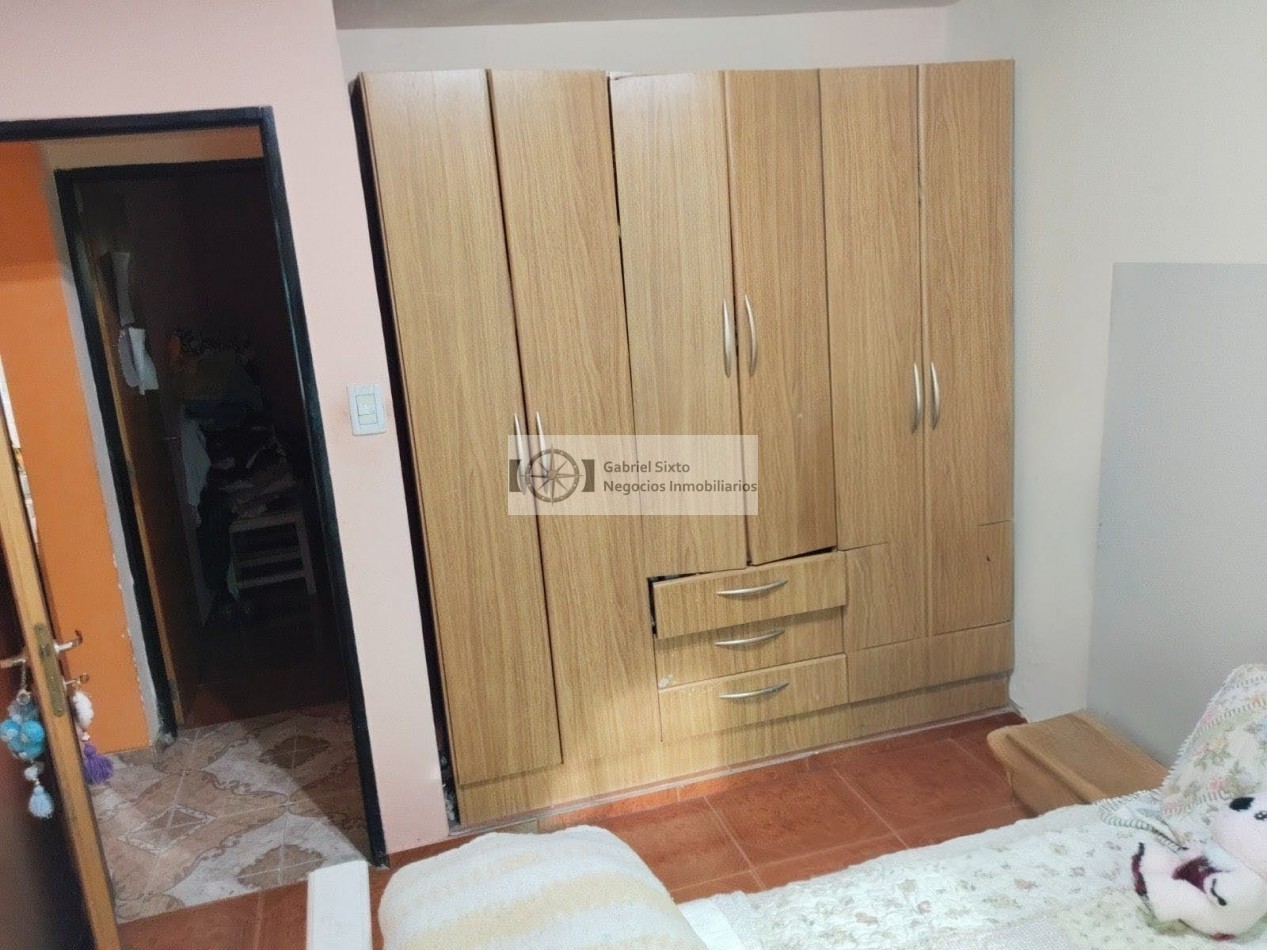 VENTA CASA B° 12 DE JUNIO NORTE LAS HERAS 2 DORM, COCHERA PASANTE 