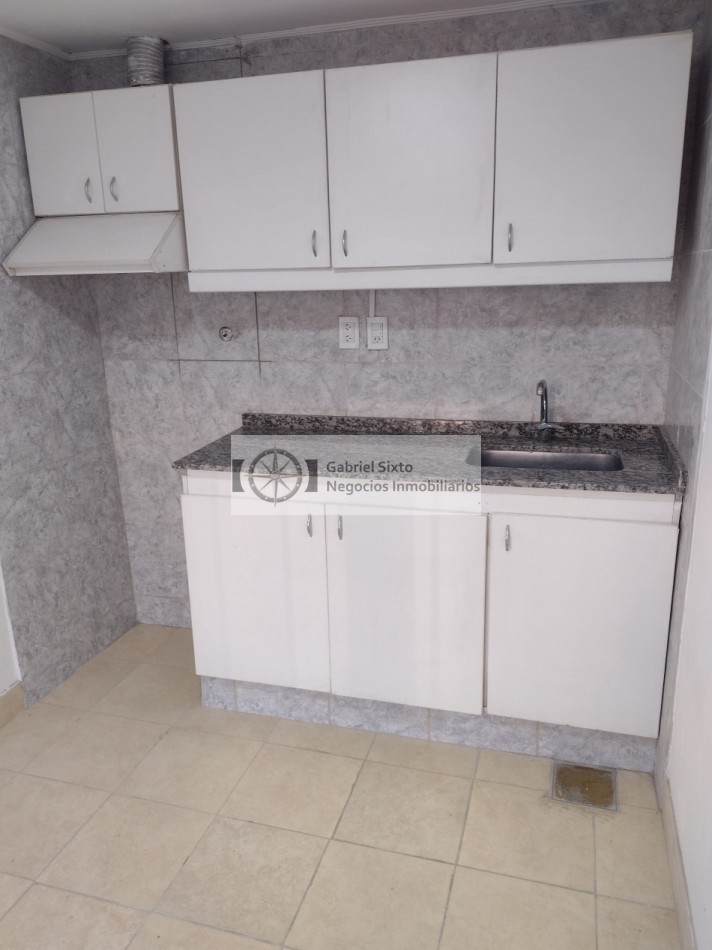 VENTA CASITA INTERNA SAN JOSE 1 DORM. CON PATIO ´GUAYMALLEN