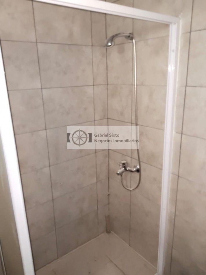 VENTA DEPTO CENTRICO Calle Rivadavia 76 a mts de 9 de Julio y Av San Martin (ubicacion excelente) 