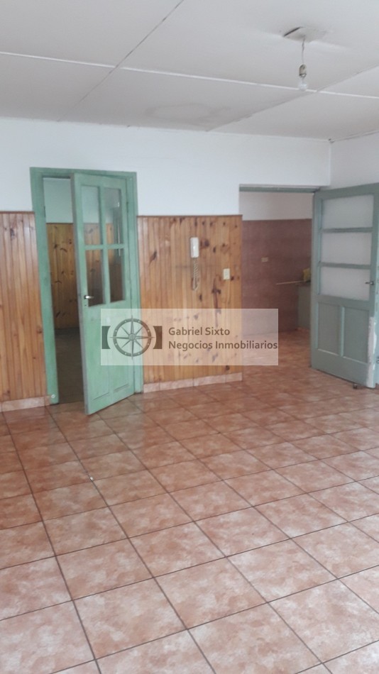 VENTA PROPIEDAD GUAYMALLEN CON 2 LOCALES Y 2 DEPTOS. COMPLEJO COMPLETO 