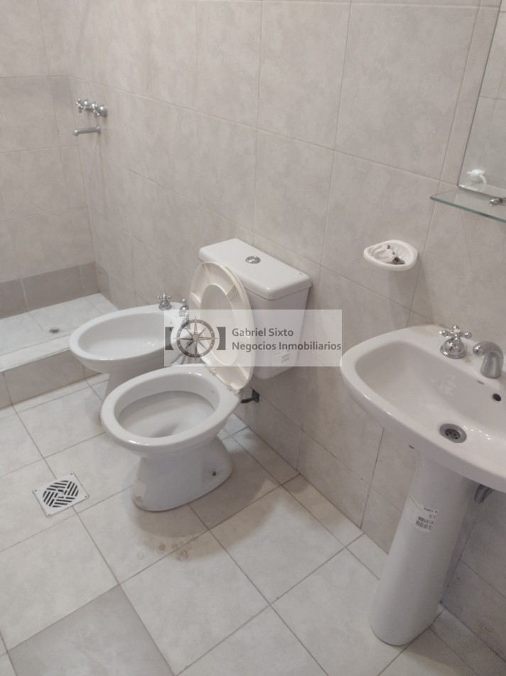 VENTA CASA EN B° GEMINIS LAS HERAS 2 dorm ESCRITURA INMEDIATA (alquilada)