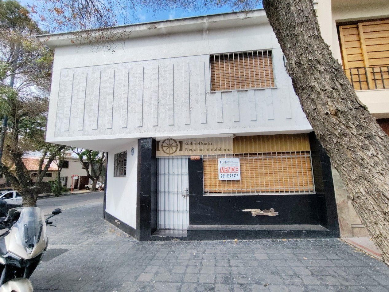 VENTA CASA ESQUINA 6° SECC. Paso de los Andes esq. Fader CIUDAD MENDOZA 