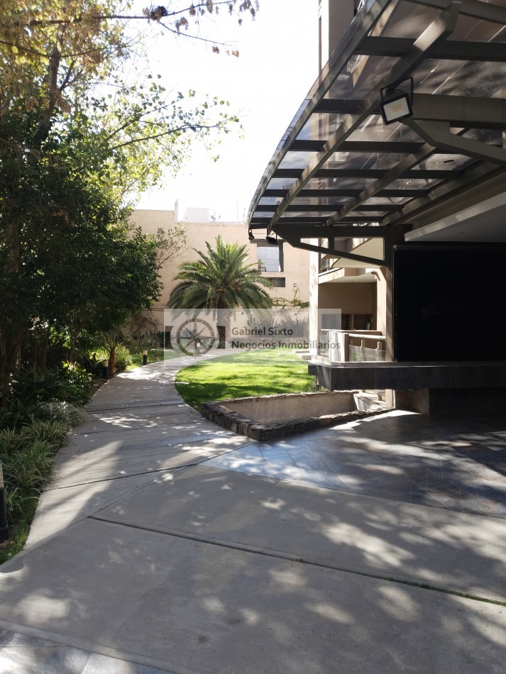 VENTA DEPTO 1 DORM EN TORRES PUNTA ARIZU, PLANTA BAJA CON COCHERA AMENITIS 