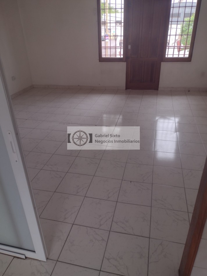 VENTA PROPIEDAD GUAYMALLEN CON 2 LOCALES Y 2 DEPTOS. COMPLEJO COMPLETO 