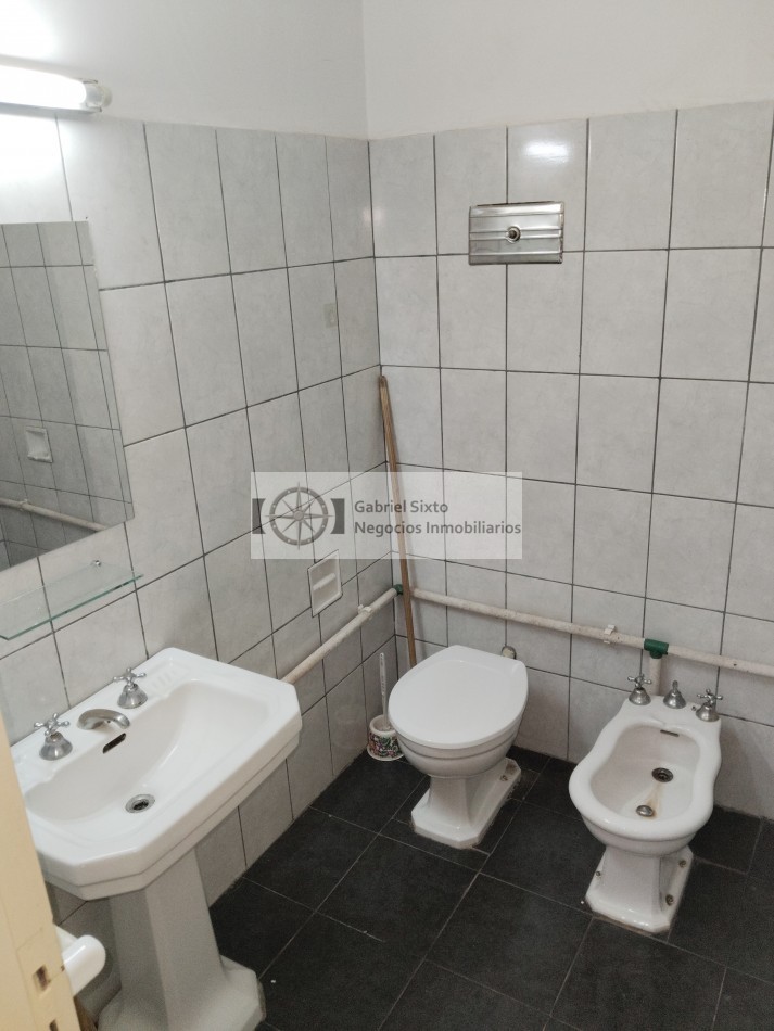 VENTA DEPTO PLANTA BAJA CIUDAD MENDOZA CALLE SAN LORENZO 444, (HABILITADO PARA VIVIENDA Y COMERCIAL)