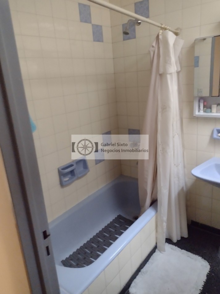 VENTA CASA ESQUINA 6° SECC. Paso de los Andes esq. Fader CIUDAD MENDOZA 