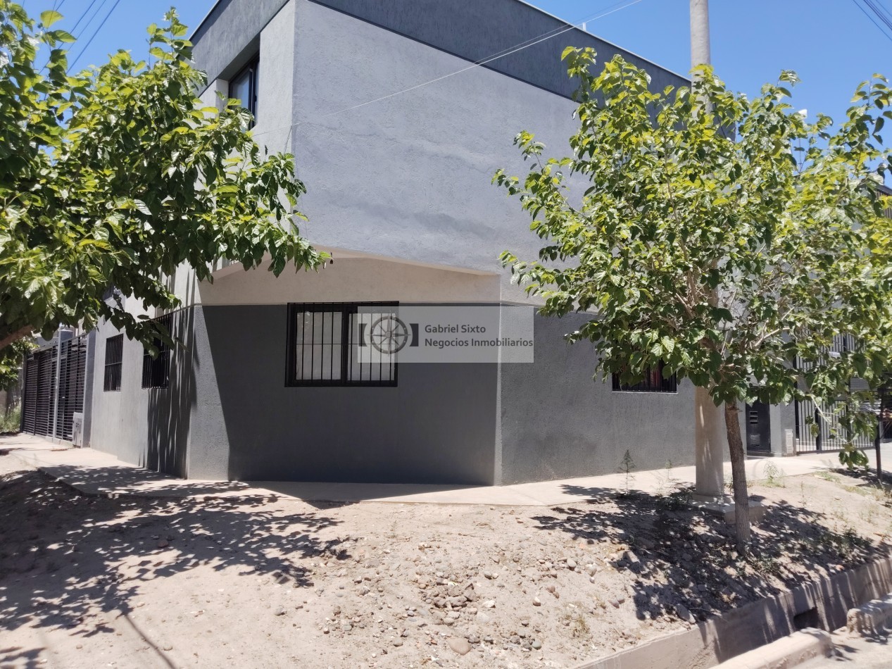 VENTA DEPTO B° INKA 3 DORM 2 BÑ, PATIO COCHERA, IMPECABLE. 