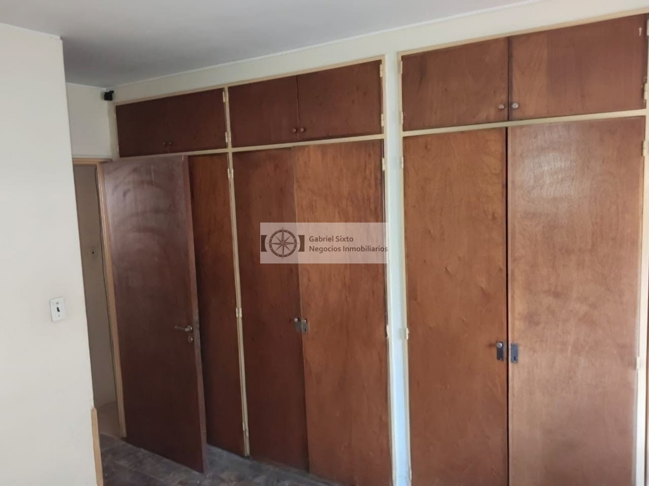 VENTA DEPTO CENTRICO Calle Rivadavia 76 a mts de 9 de Julio y Av San Martin (ubicacion excelente) 