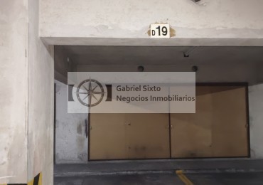 ALQUILER AMPLIA CON BAULERA EDIF. BUCI SEGURIDAD 24 HS. SEGUNDO SUBSUELO FRENTE A PLAZA SAN MARTIN 